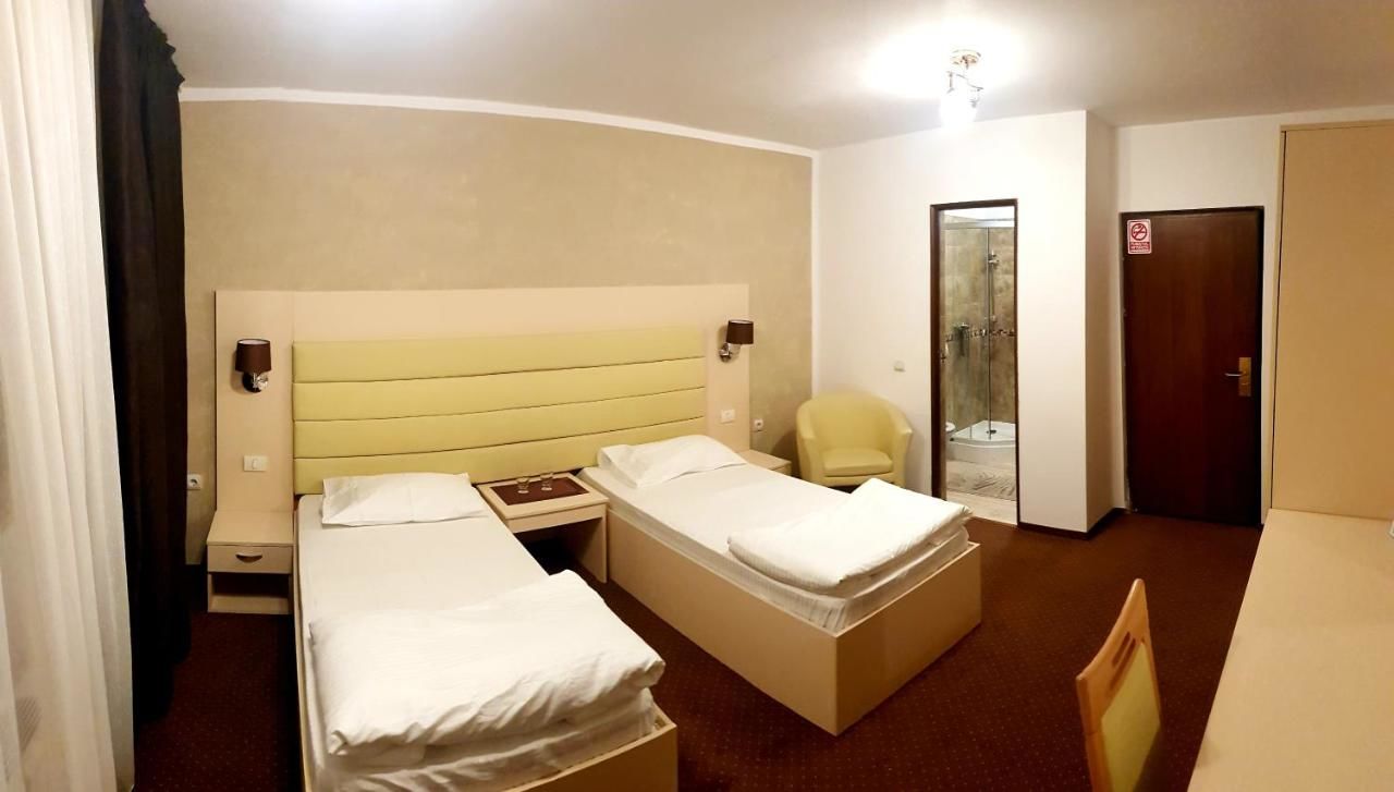 Отель MBI Travel Inn Крайова-7